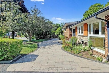8 WATERFIELD DRIVE Toronto (Bendale) Ontario photo 2