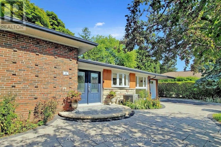 8 WATERFIELD DRIVE, Toronto (Bendale), Ontario, M1P3W5