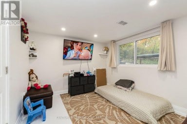 8 WATERFIELD DRIVE Toronto (Bendale) Ontario photo 36