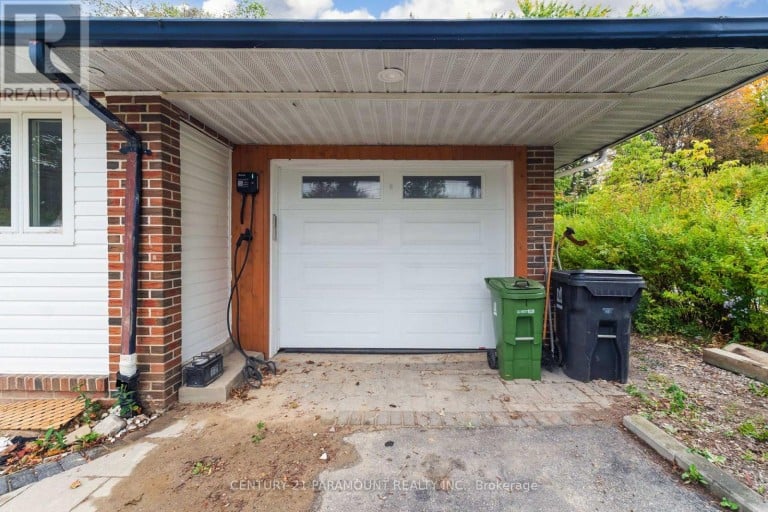 8 WATERFIELD DRIVE, Toronto (Bendale), Ontario, M1P3W5