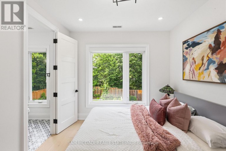 1750 LINCOLNSHIRE BOULEVARD, Mississauga (Lakeview), Ontario, L5E2S7
