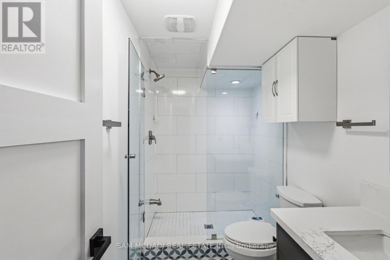 1750 LINCOLNSHIRE BOULEVARD, Mississauga (Lakeview), Ontario, L5E2S7