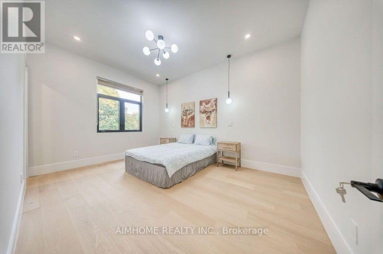 21 SHADBOLT COURT, Markham (Unionville), Ontario, L3R1X3