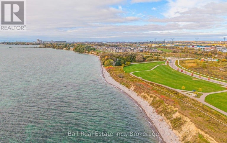 13 - 26D LOOKOUT DRIVE, Clarington (Bowmanville), Ontario, L1C7G1