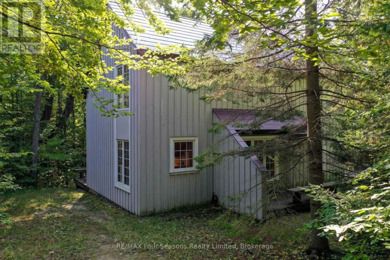 6 CERBERUS TRAIL, Clearview (Devil's Glen), Ontario, L0M1L0