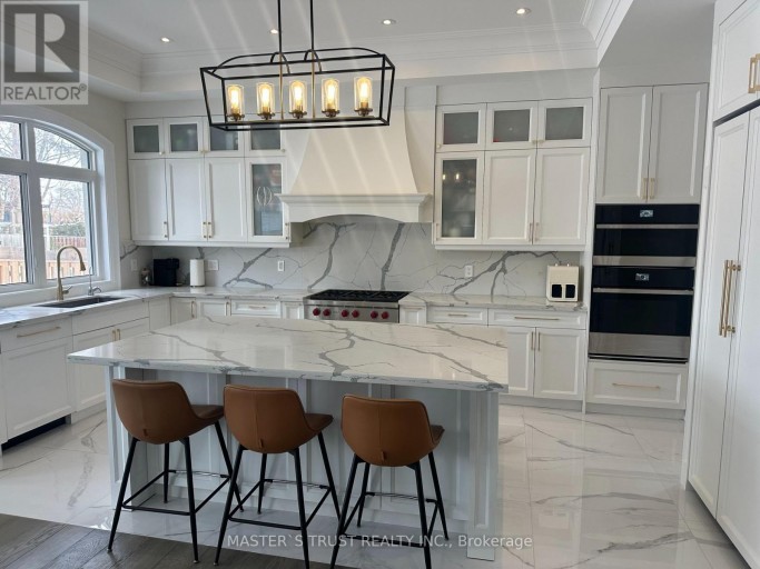 140 SHERWOOD FOREST DRIVE, Markham (Bullock), Ontario, L3P1R3