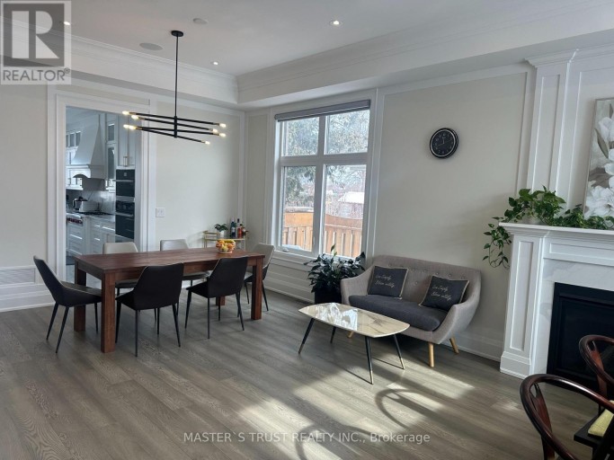 140 SHERWOOD FOREST DRIVE, Markham (Bullock), Ontario, L3P1R3
