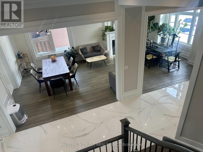 140 SHERWOOD FOREST DRIVE, Markham (Bullock), Ontario, L3P1R3