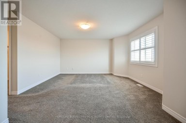 29 NEWSTEAD ROAD Brant (Paris) Ontario photo 17