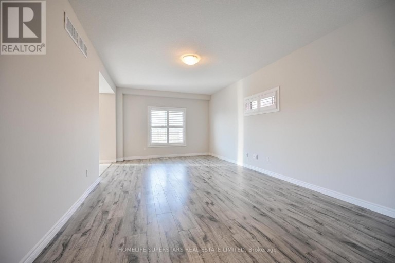 29 NEWSTEAD ROAD, Brant (Paris), Ontario, N3L0G2
