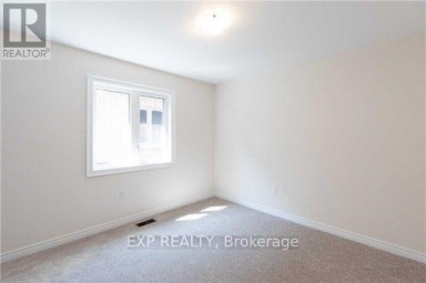 60 STARKWEATHER STREET Aurora Ontario photo 14