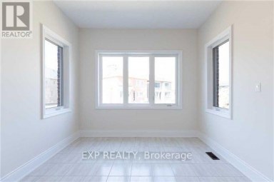 60 STARKWEATHER STREET Aurora Ontario photo 5