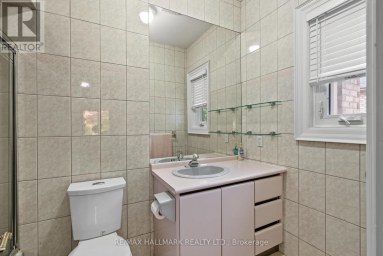 28 RENAISSANCE COURT W Vaughan (Beverley Glen) Ontario photo 21