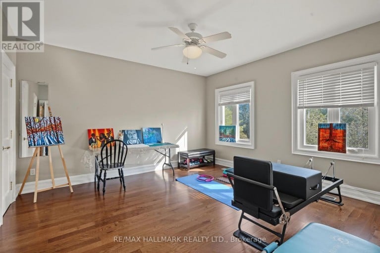 28 RENAISSANCE COURT W, Vaughan (Beverley Glen), Ontario, L4J7W4
