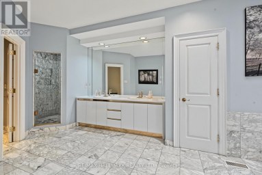28 RENAISSANCE COURT W Vaughan (Beverley Glen) Ontario photo 30