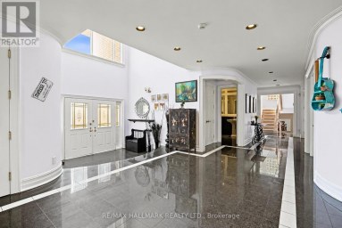 28 RENAISSANCE COURT W Vaughan (Beverley Glen) Ontario photo 5