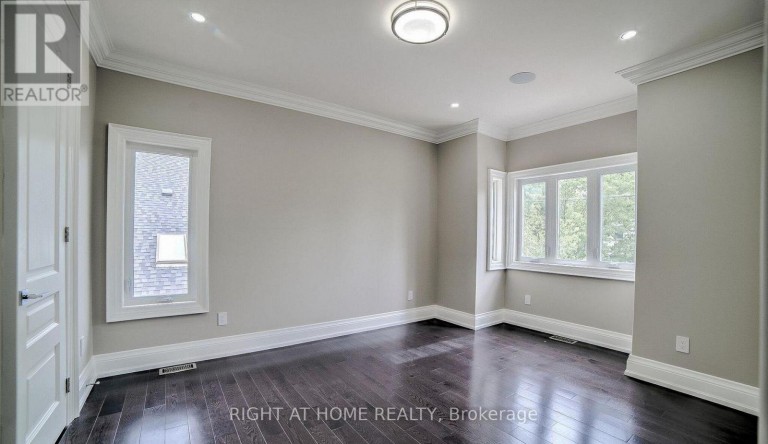 53 EAGLEWOOD BOULEVARD, Mississauga (Mineola), Ontario, L5G1V6