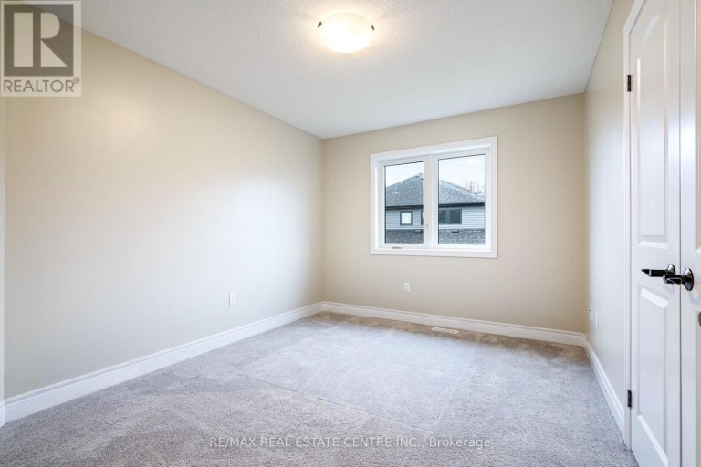 15 TINDALL CRESCENT, East Luther Grand Valley, Ontario, L9W7R9