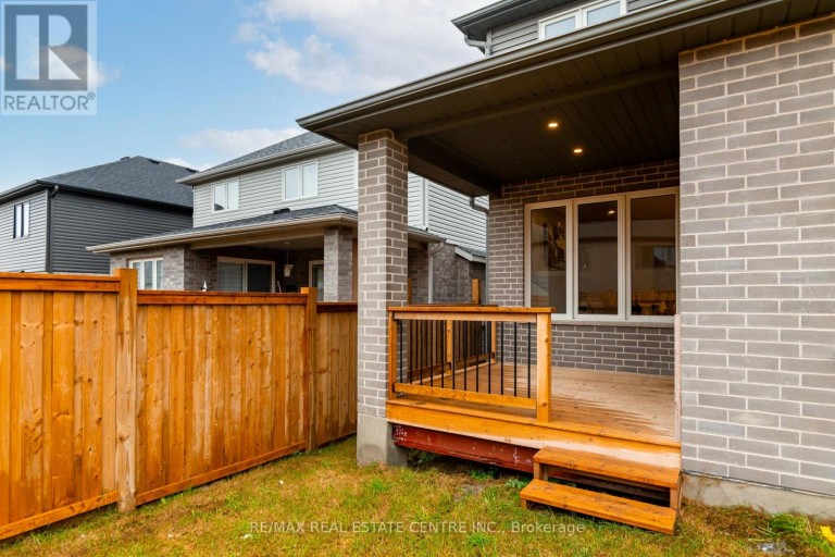 15 TINDALL CRESCENT, East Luther Grand Valley, Ontario, L9W7R9