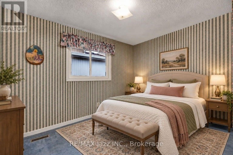 292 LIMERICK STREET, Oshawa (Vanier), Ontario, L1J6K9