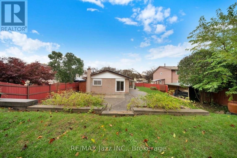 292 LIMERICK STREET, Oshawa (Vanier), Ontario, L1J6K9