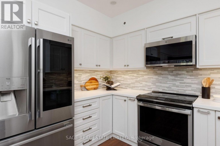 78 THE KINGSWAY, Toronto (Kingsway South), Ontario, M8X2T5