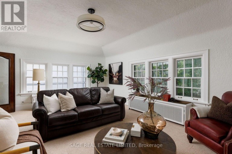 78 THE KINGSWAY, Toronto (Kingsway South), Ontario, M8X2T5