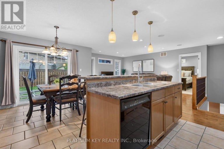 277 THORNE DRIVE, Strathroy-Caradoc (NE), Ontario, N7G4C9