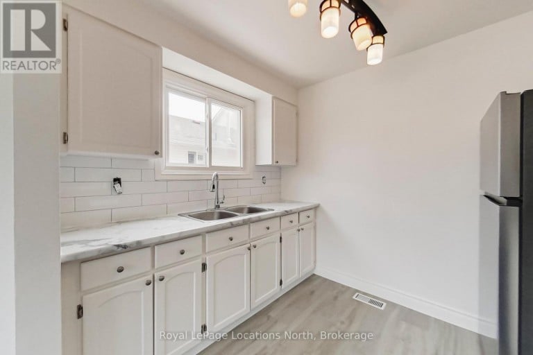 420 SIXTH STREET, Collingwood, Ontario, L9Y1Z7