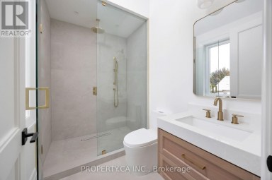10 GRANGEMILL CRESCENT Toronto (Banbury-Don Mills) Ontario photo 32