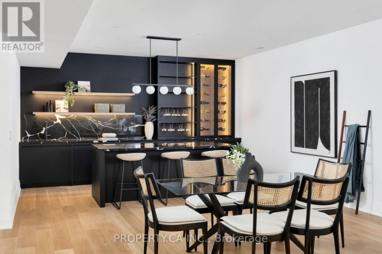 10 GRANGEMILL CRESCENT, Toronto (Banbury-Don Mills), Ontario, M3B2J2