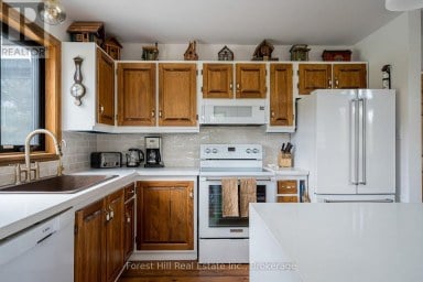 194 SUMMIT VIEW COURT Blue Mountains Ontario photo 11