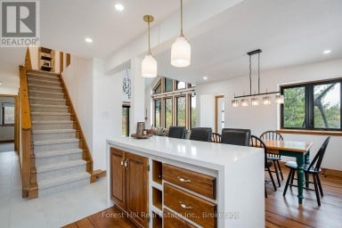 194 SUMMIT VIEW COURT Blue Mountains Ontario photo 15