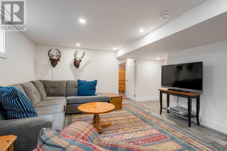 194 SUMMIT VIEW COURT, Blue Mountains, Ontario, N0H1J0