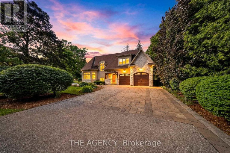 1098 LAKESHORE ROAD W, Oakville (SW Southwest), Ontario, L6L1E9