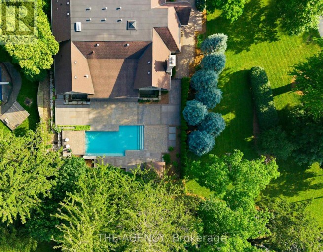 1098 LAKESHORE ROAD W, Oakville (SW Southwest), Ontario, L6L1E9