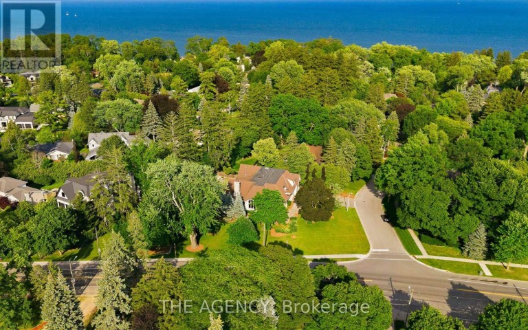 1098 LAKESHORE ROAD W, Oakville (SW Southwest), Ontario, L6L1E9
