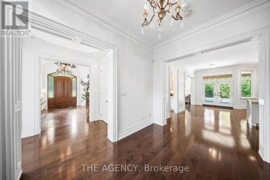 1098 LAKESHORE ROAD W Oakville (SW Southwest) Ontario photo 8