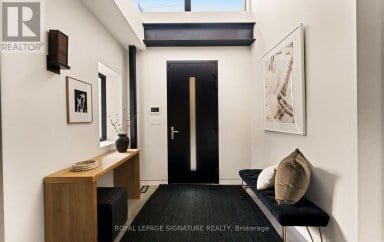 25 EAGLE ROAD Toronto (Stonegate-Queensway) Ontario photo 3