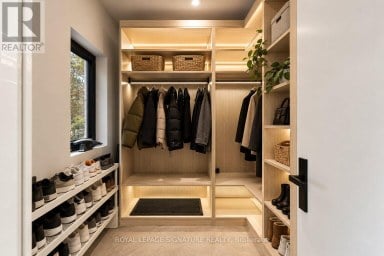 25 EAGLE ROAD Toronto (Stonegate-Queensway) Ontario photo 4