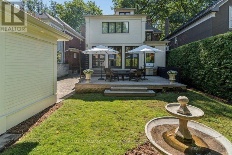 8 WILGAR ROAD, Toronto (Kingsway South), Ontario, M8X1J4