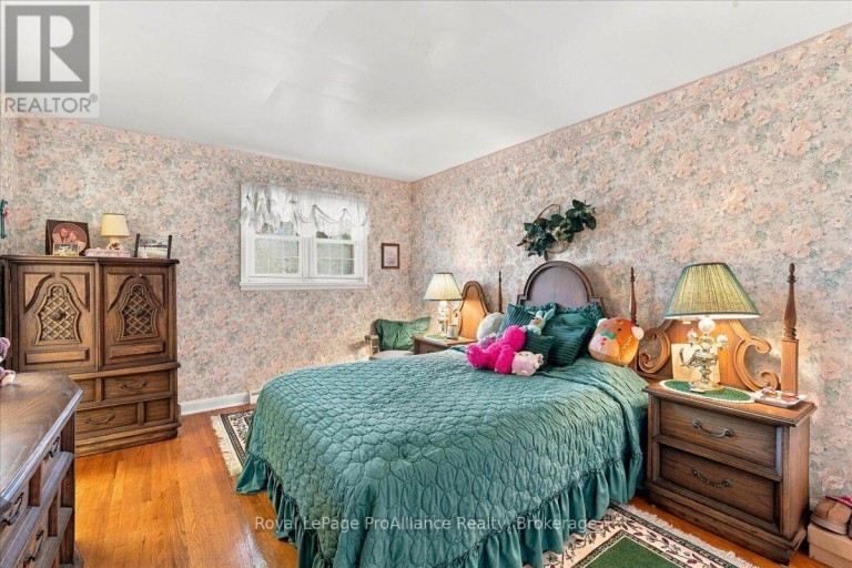 9 PARKVIEW HEIGHTS, Quinte West (Trenton Ward), Ontario, K8V5L9