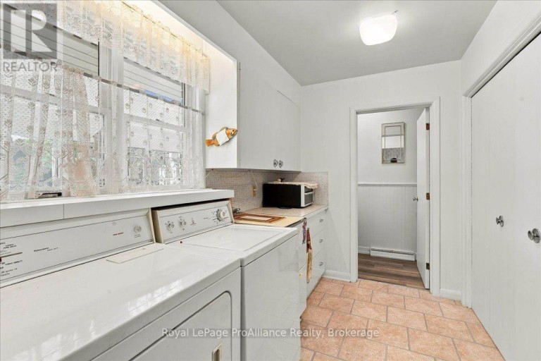 9 PARKVIEW HEIGHTS, Quinte West (Trenton Ward), Ontario, K8V5L9