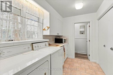 9 PARKVIEW HEIGHTS Quinte West (Trenton Ward) Ontario photo 39