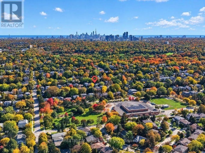 110 MUNRO BOULEVARD, Toronto (St. Andrew-Windfields), Ontario, M2P1C6