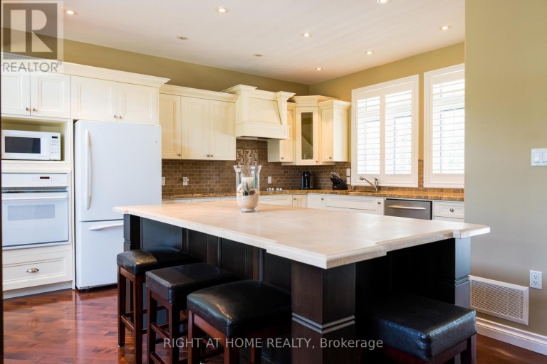 57 OLD TRAIL ROAD, Tiny, Ontario, L0L2T0