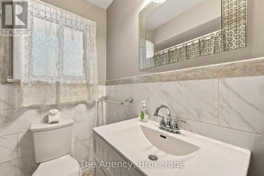 374 NIPIGON STREET Oshawa (McLaughlin) Ontario photo 19