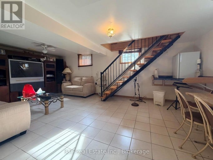 21 LARCH STREET, Highlands East (Bicroft Ward), Ontario, K0L1M0
