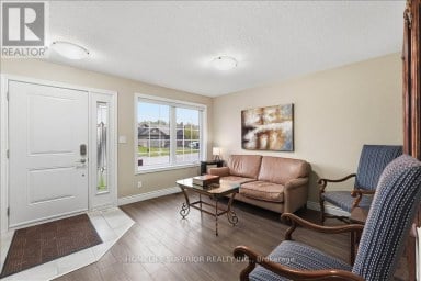54 ASPEN DRIVE Quinte West (Murray Ward) Ontario photo 4