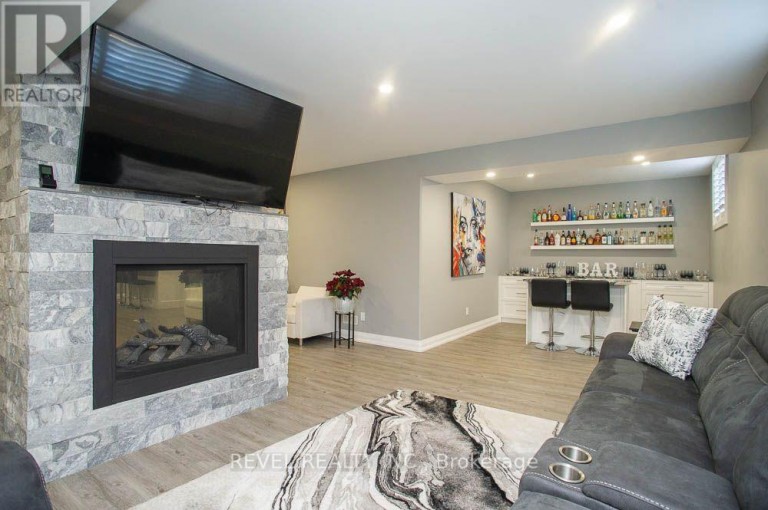572 CONCESSION 6 TOWNSEND, Norfolk (Waterford), Ontario, N0E1Y0